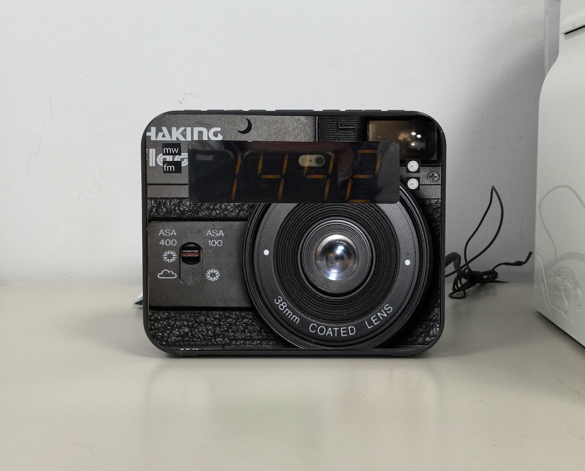 Radio-réveil Camera II