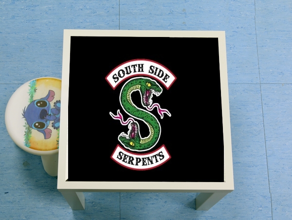 Table South Side Serpents