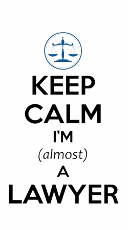 coque Keep calm i am almost a lawyer cadeau étudiant en droit