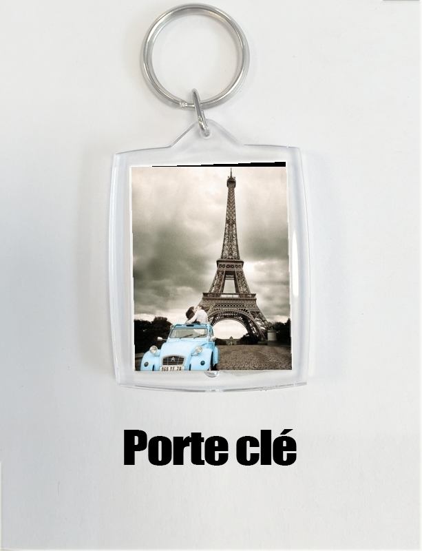 Porte Romance à Paris sous la Tour Eiffel