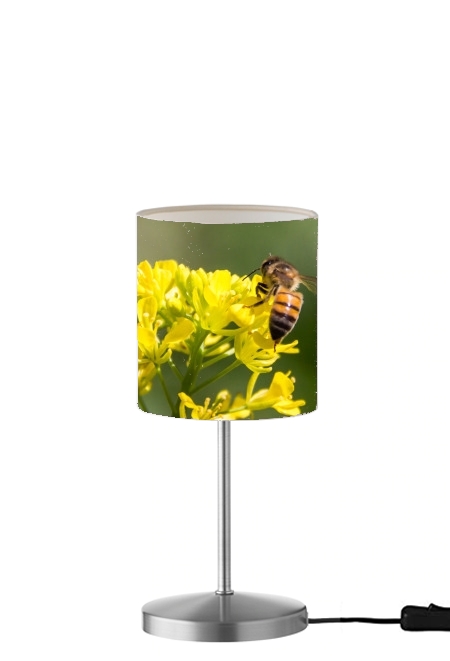Lampe A bee in the yellow mustard flowers