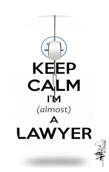 Souris Keep calm i am almost a lawyer cadeau étudiant en droit