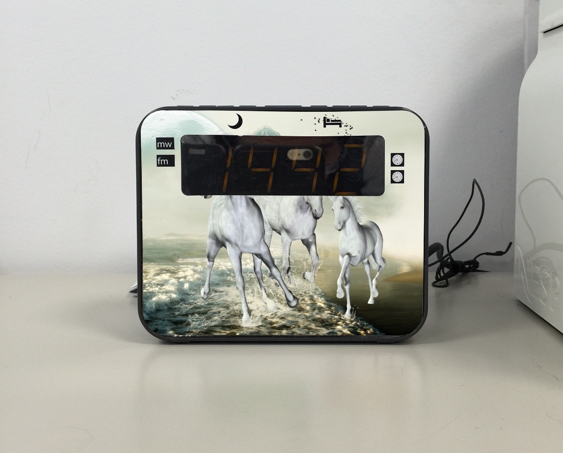 Radio-réveil Cheval blanc sur la plage