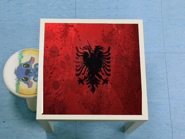 Table Albanie Painting Flag