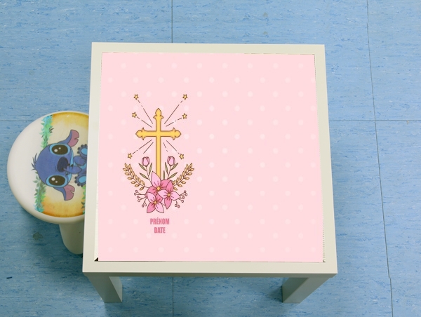 Table Croix avec fleurs  - Cadeau invité pour communion d'une fille
