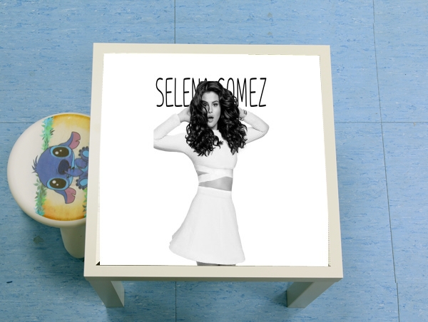 Table Selena Gomez Sexy