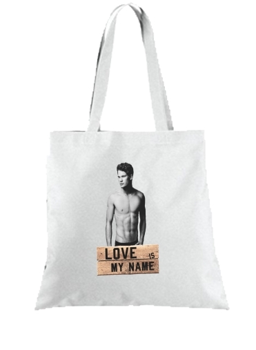 Tote Jeremy Irvine Love is my name