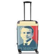valise-format-cabine Macron Propaganda En marche la France